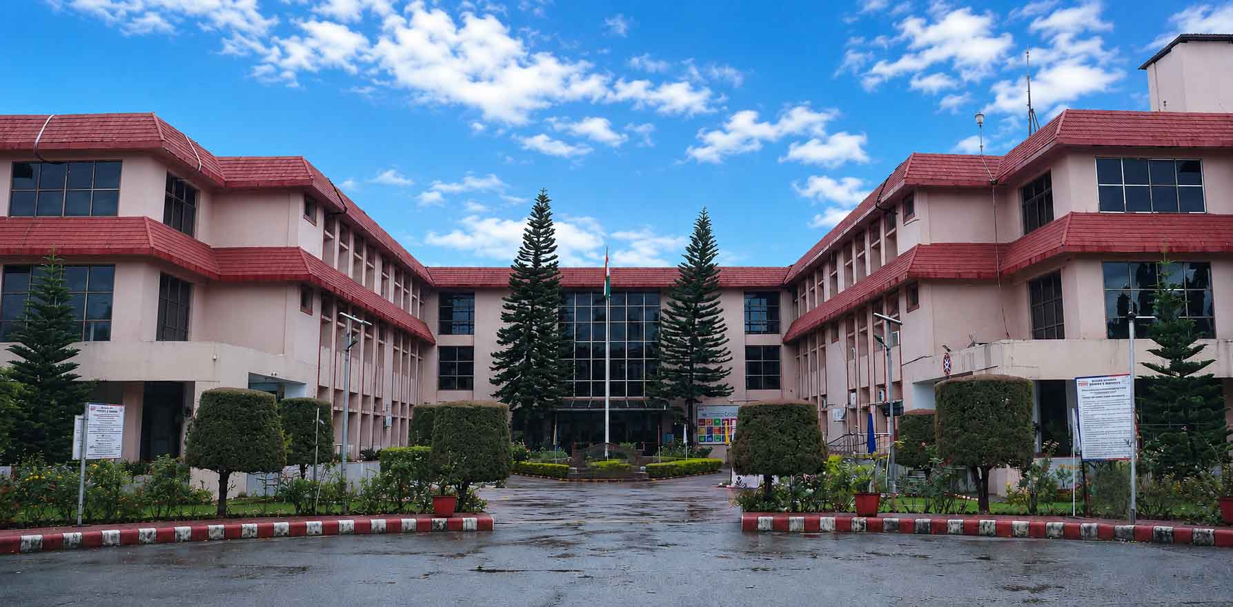 best university in Dehradun